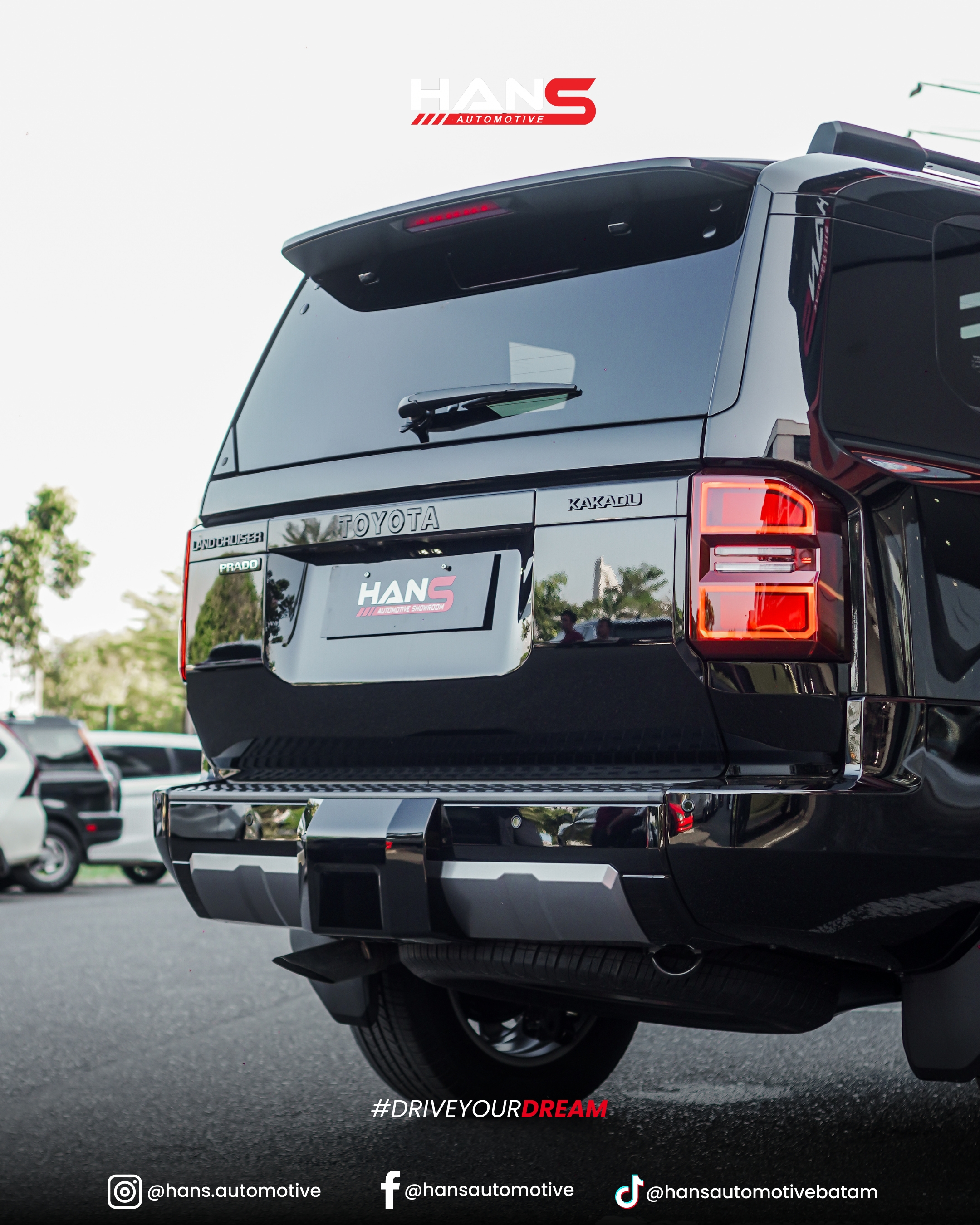 Toyota LAND CRUISER 250 KAKADU