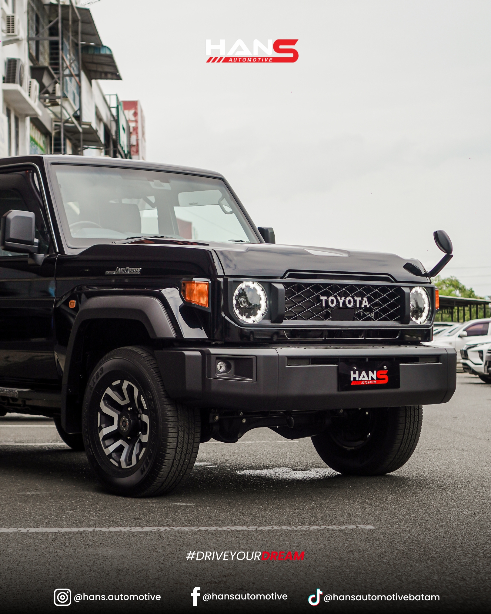 Toyota LAND CRUISER 70